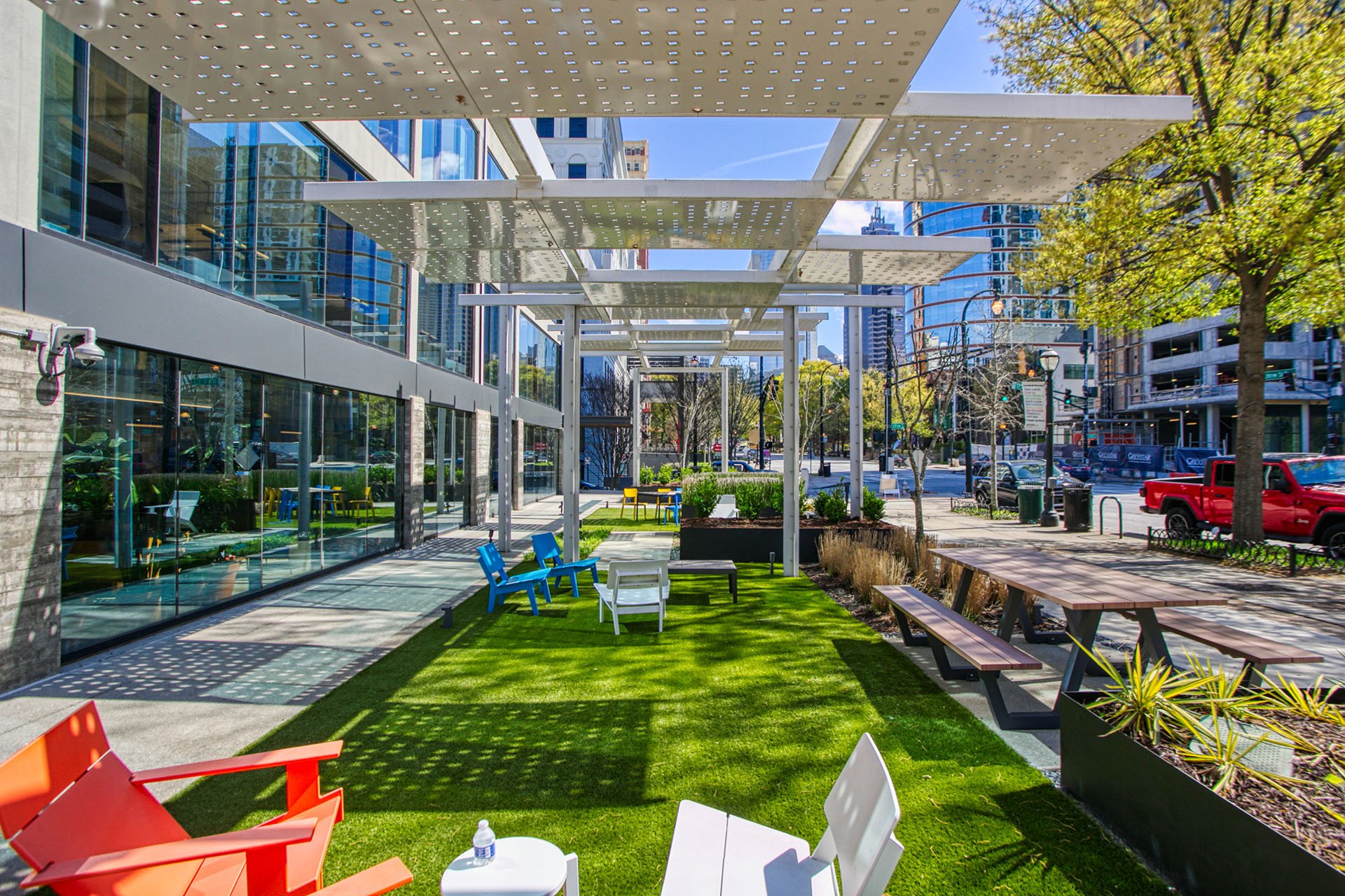 02_Courtyard.jpg