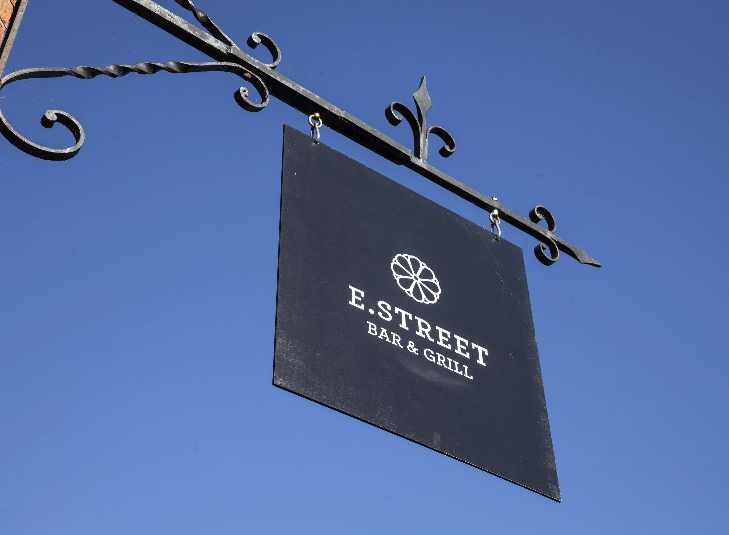 MarketTown_EStreetSignage-6308.jpg