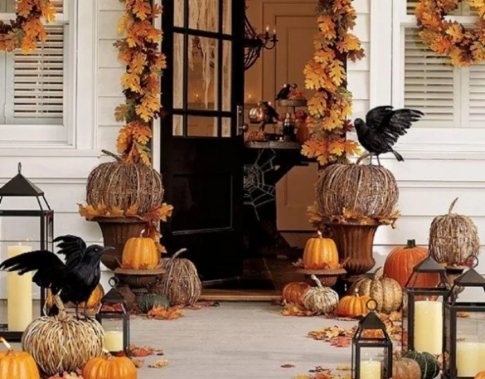 Decor-for-Halloween-1-e1351200081849.jpg