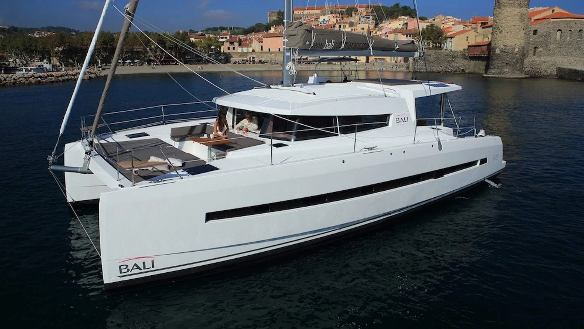 catamaran_charter_croatia_bali_4-2.jpg