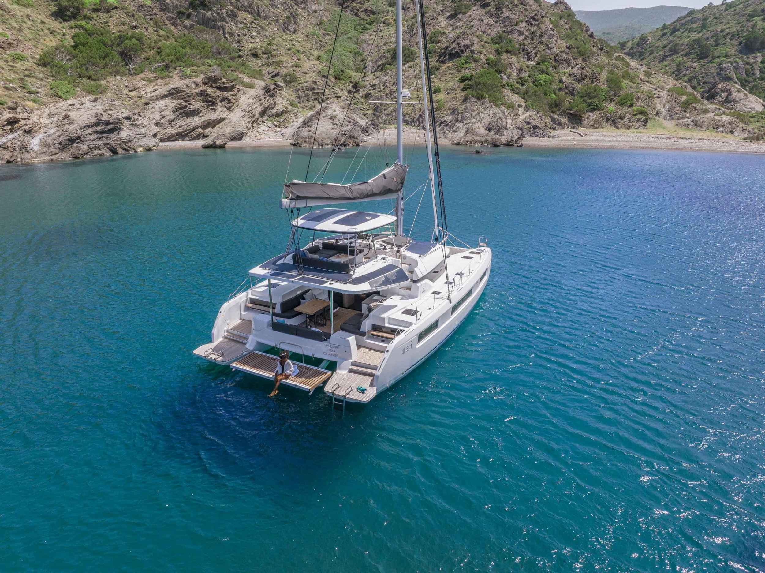 LAGOON 51 Vue Arrière (1).jpg