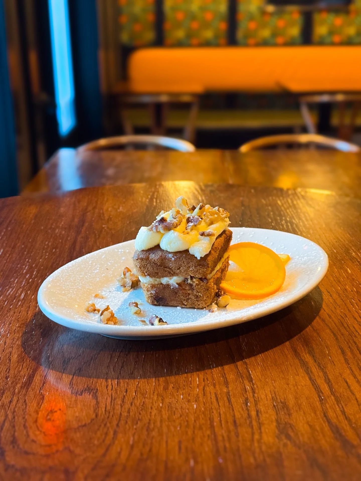 If you needed a sign to order dessert&hellip; this is it 🍰😌

Treat yourself at Ish Kitchen! 🍾

From creamy classics to house-made favorites, our dessert menu is all about sweet finishes and cozy vibes 🍮✨ 

Whether you&rsquo;re stopping in after a