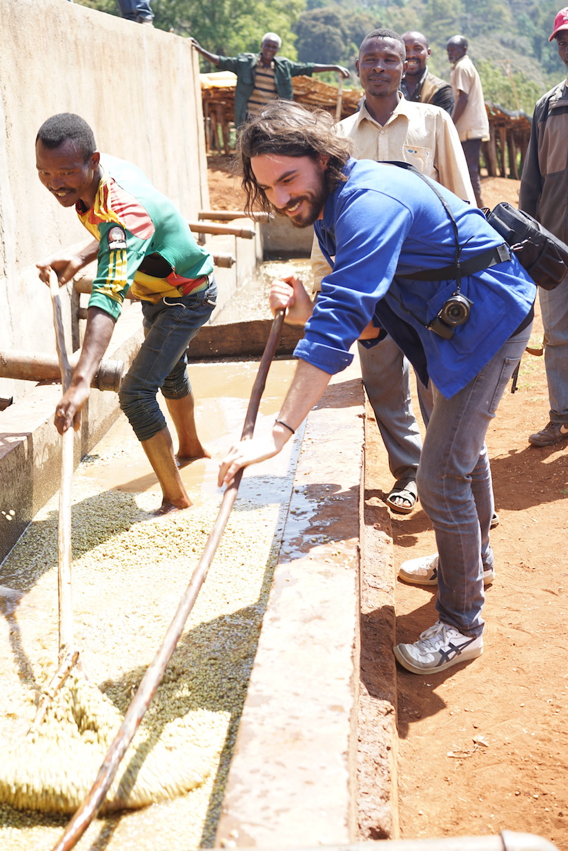  Thomas from Belleville Brulerie,&nbsp;France,&nbsp;at the Hallo Fuafate Washing Station,&nbsp;Yirgacheffe,&nbsp;Gedeb Zone, Gedeo.&nbsp; 