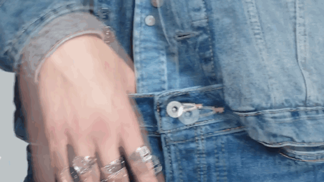 Details on Hands & Jewelry