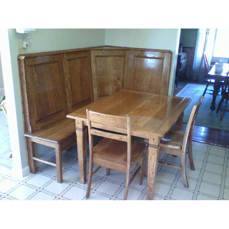 Oak Kitchen Nook & Built-in Benches w/Storage