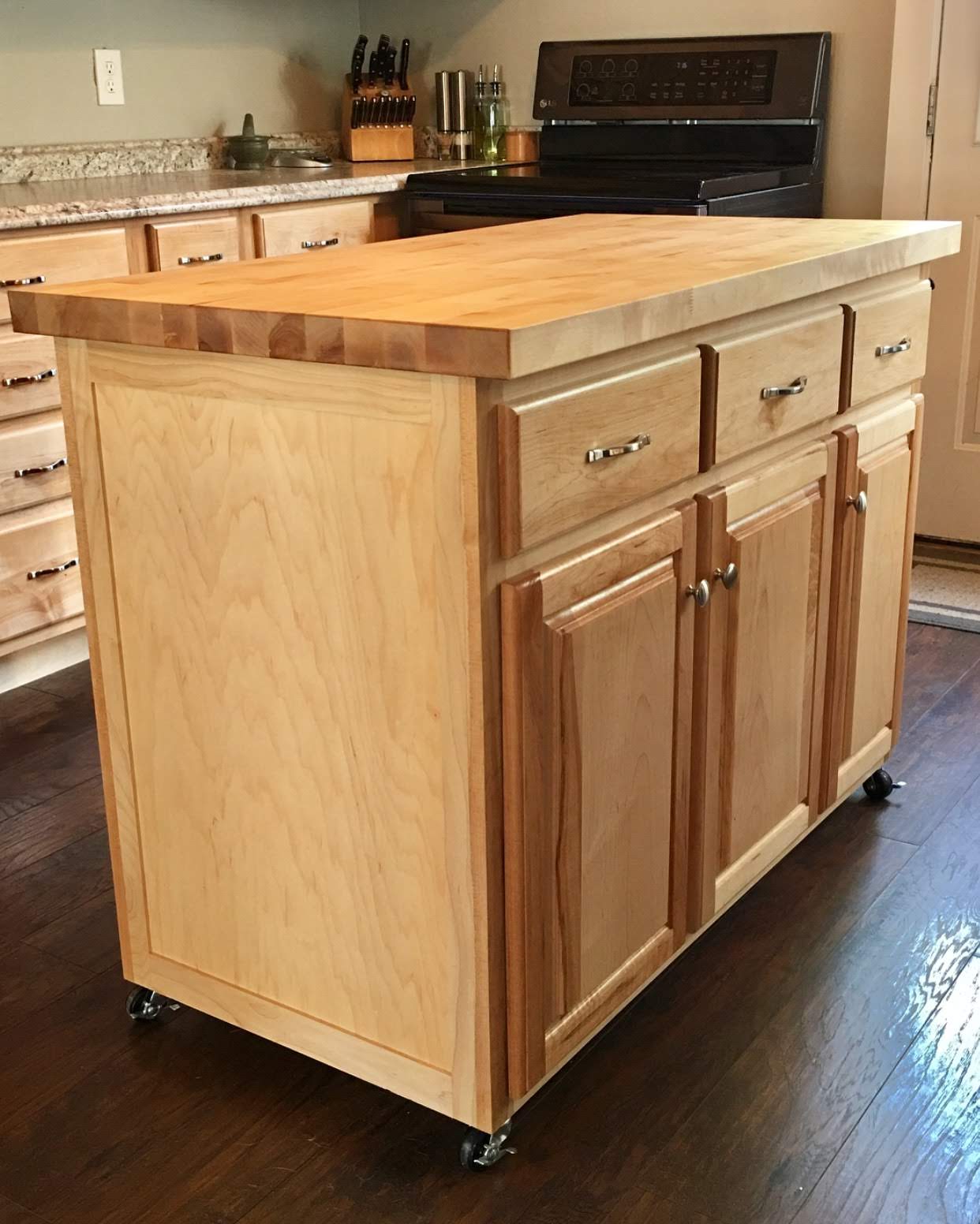 Maple Kitchen Island Handcrafted Furniture And Custom Cabinetry