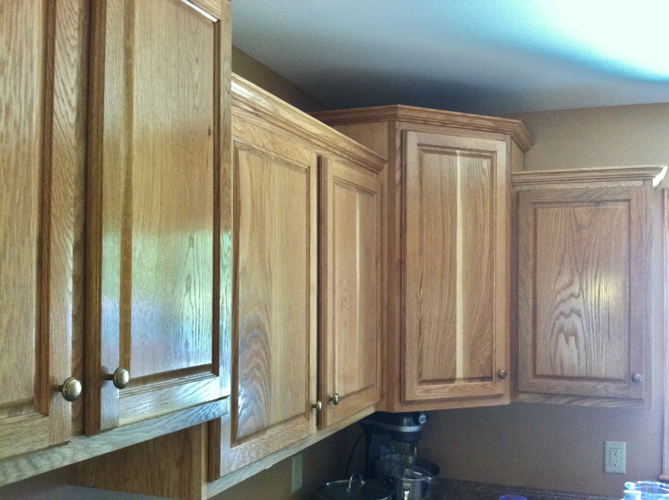 Kitchen Cabinets in White Oak