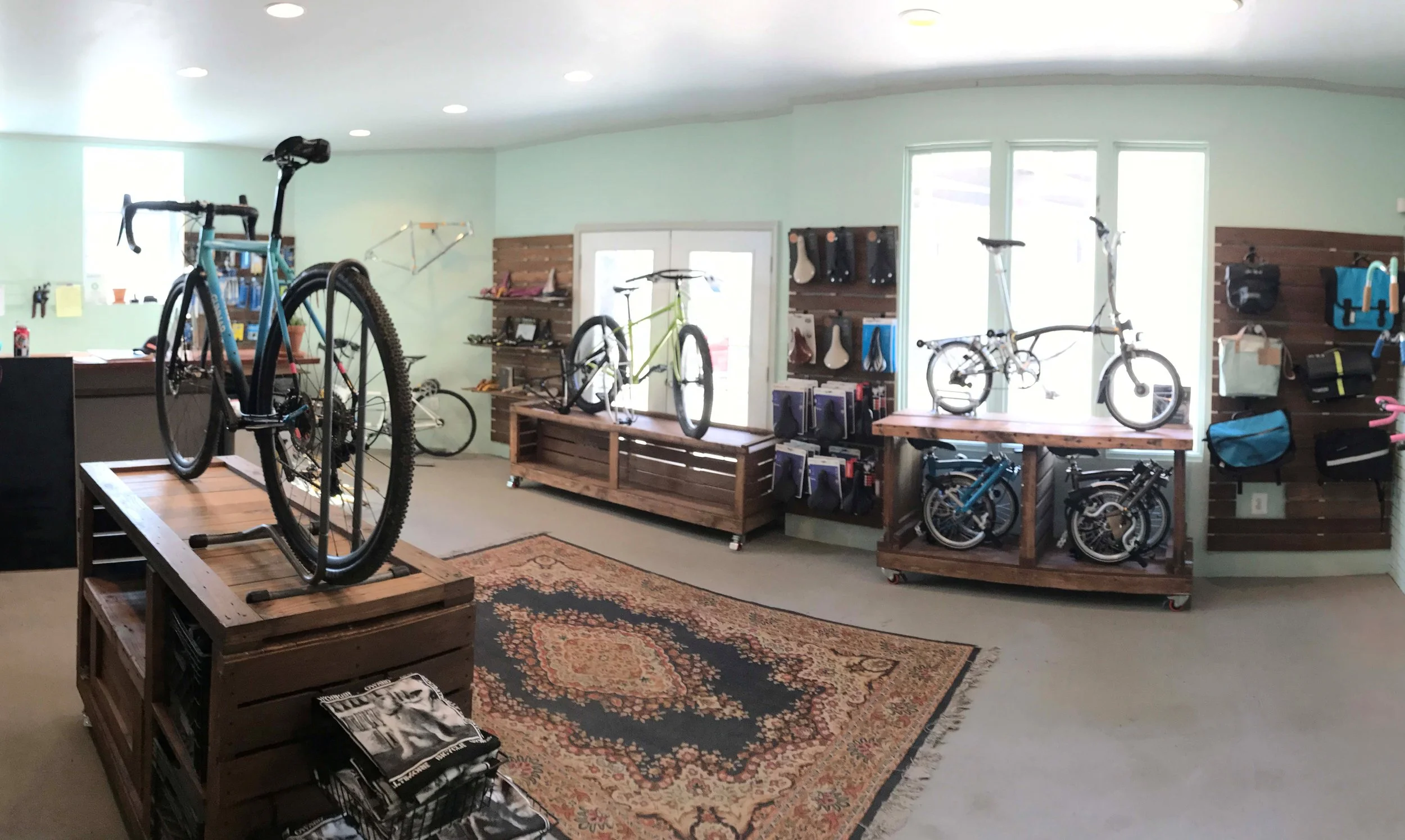 We started a ZINE !!