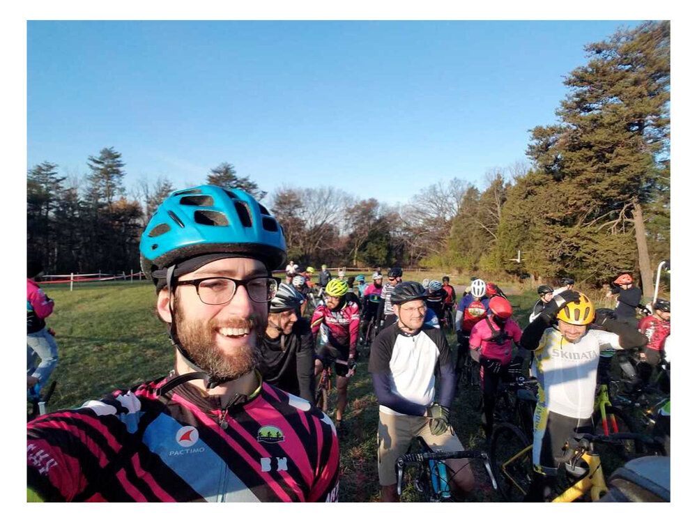 Apprentice Linus taking a starting line selfie 