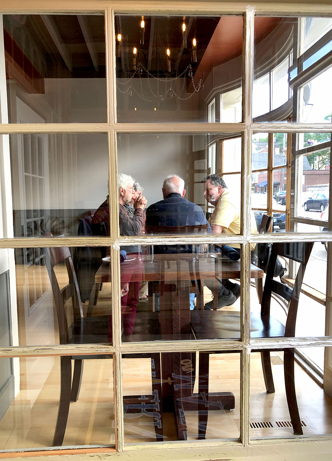 FrontDiners.jpg