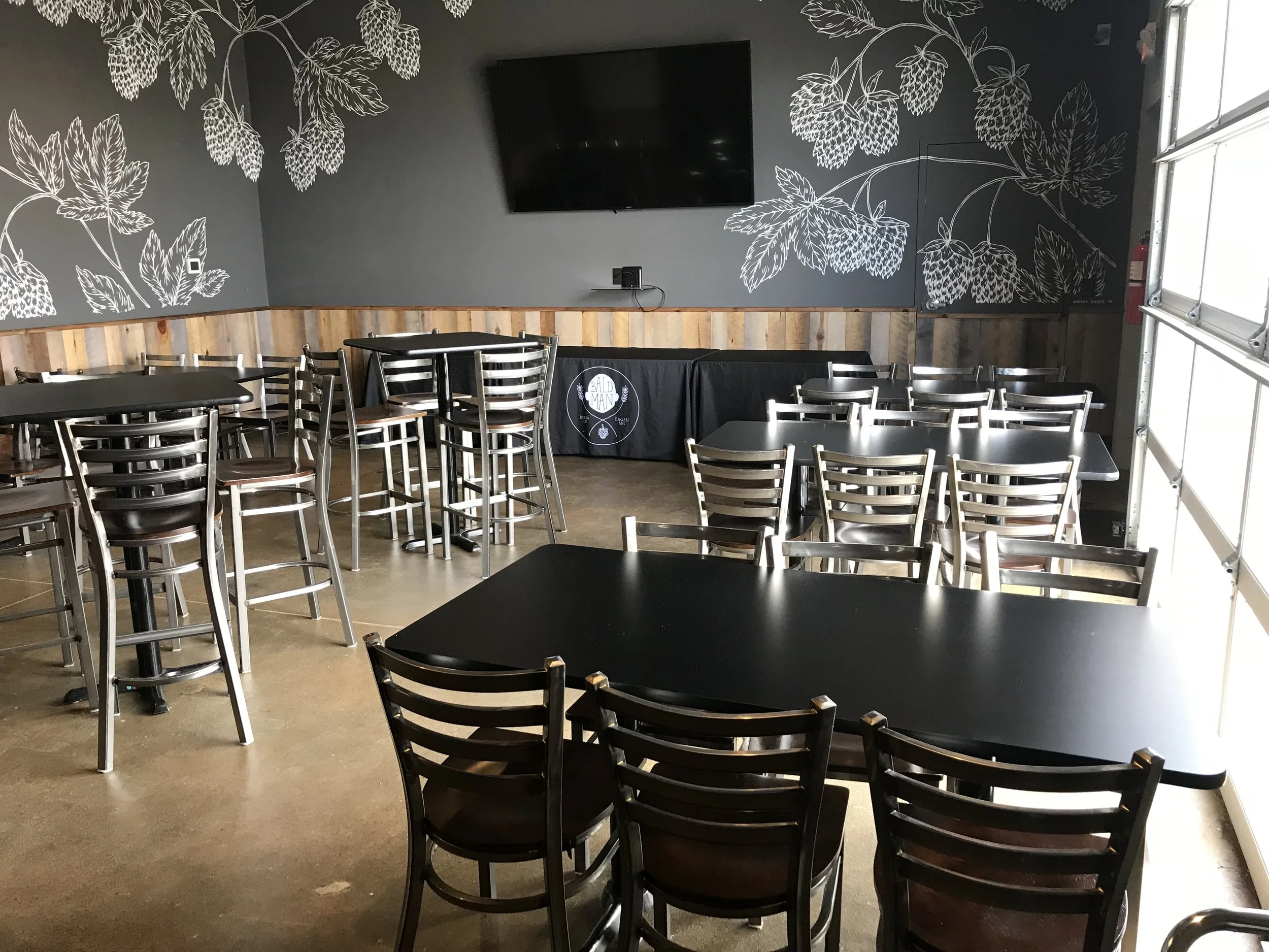 Tupelo Room Standard 2 .jpg