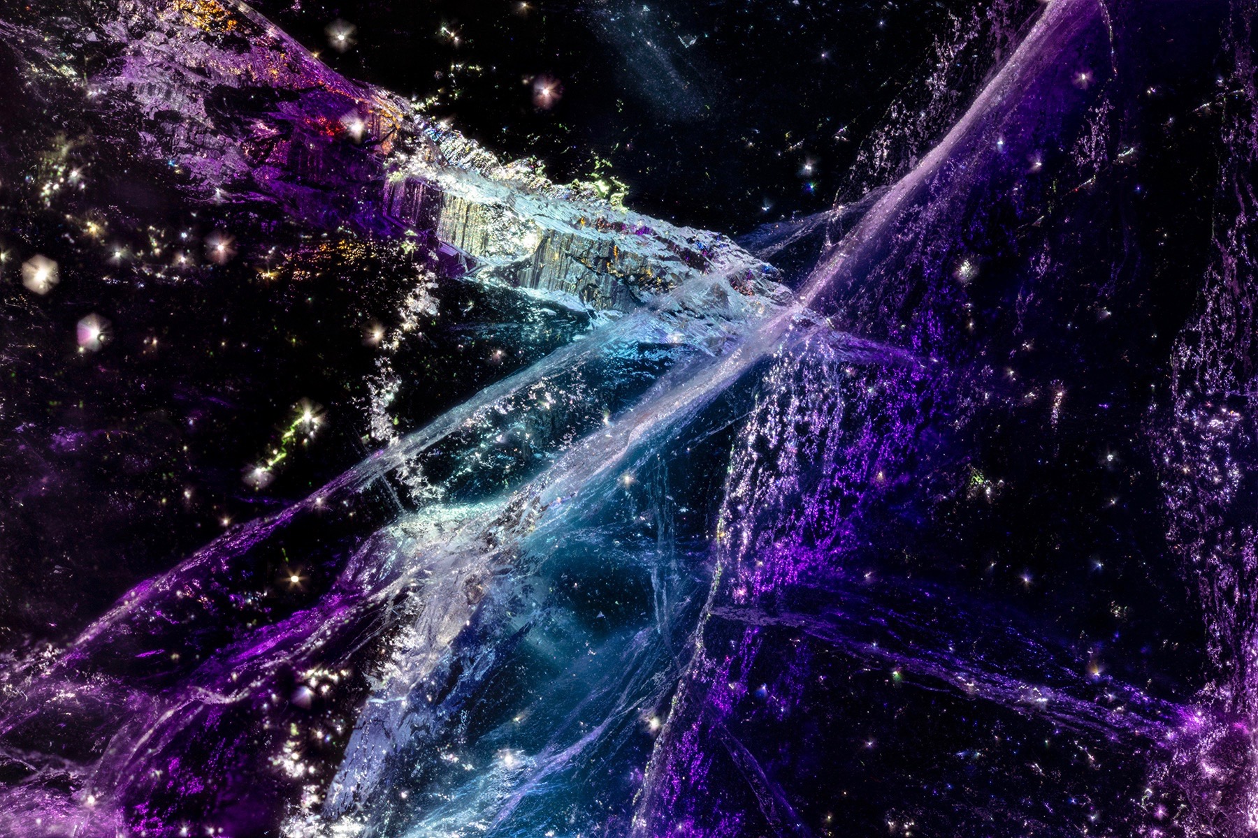 Illuminated Fissure