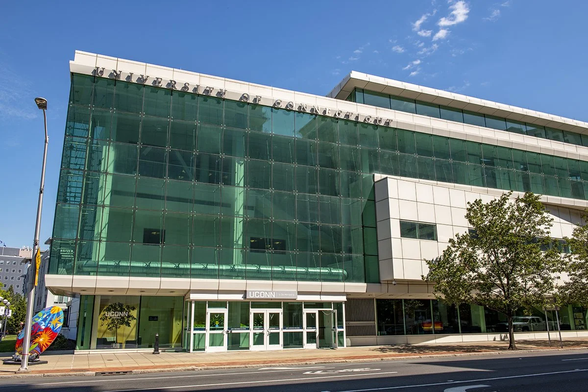 Uconn Stamford - Exterior