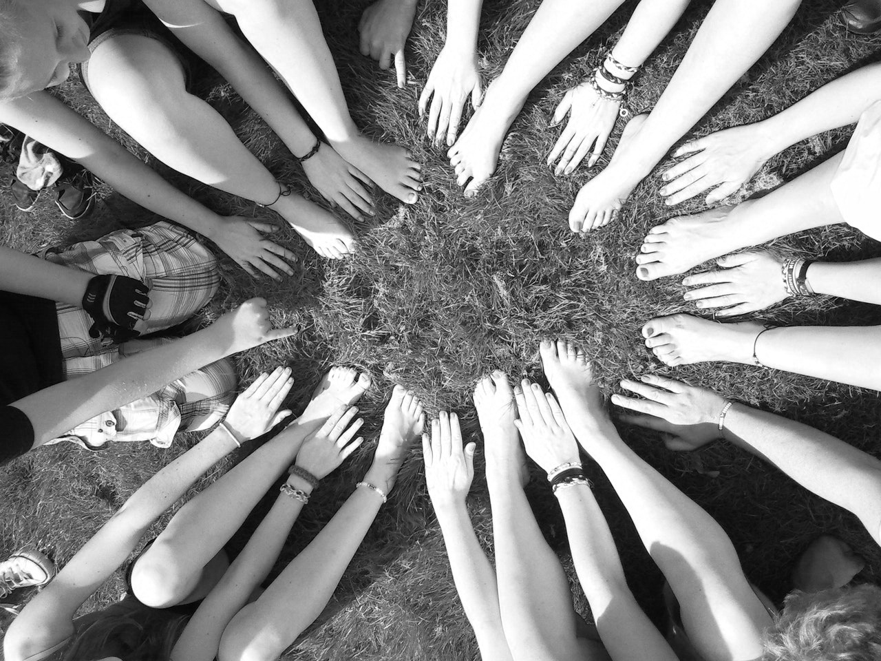 team-motivation-teamwork-together-53958.jpg