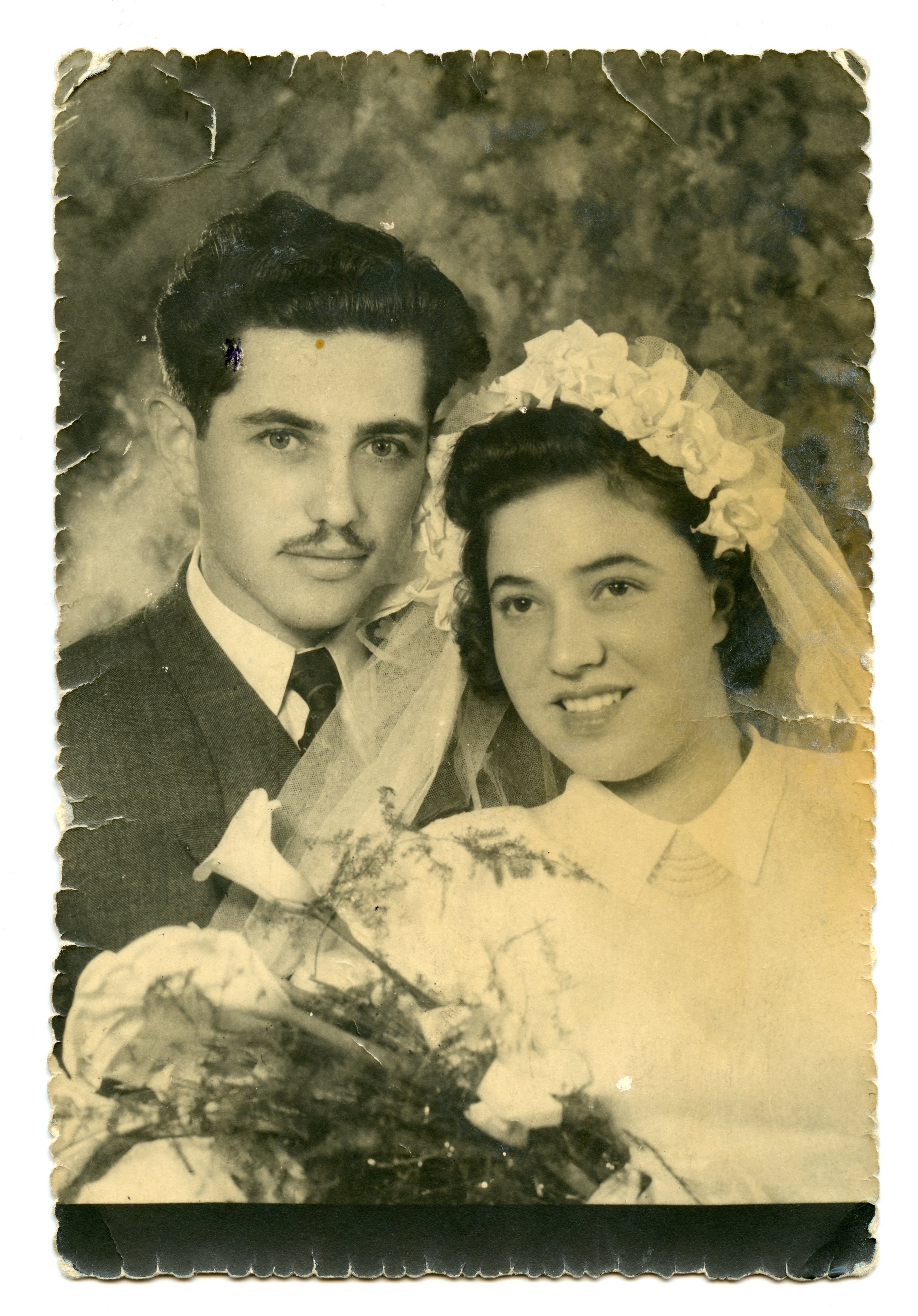February 19, 1952 Aron (21) and Cipora (18) married in Beit Shan, Israel