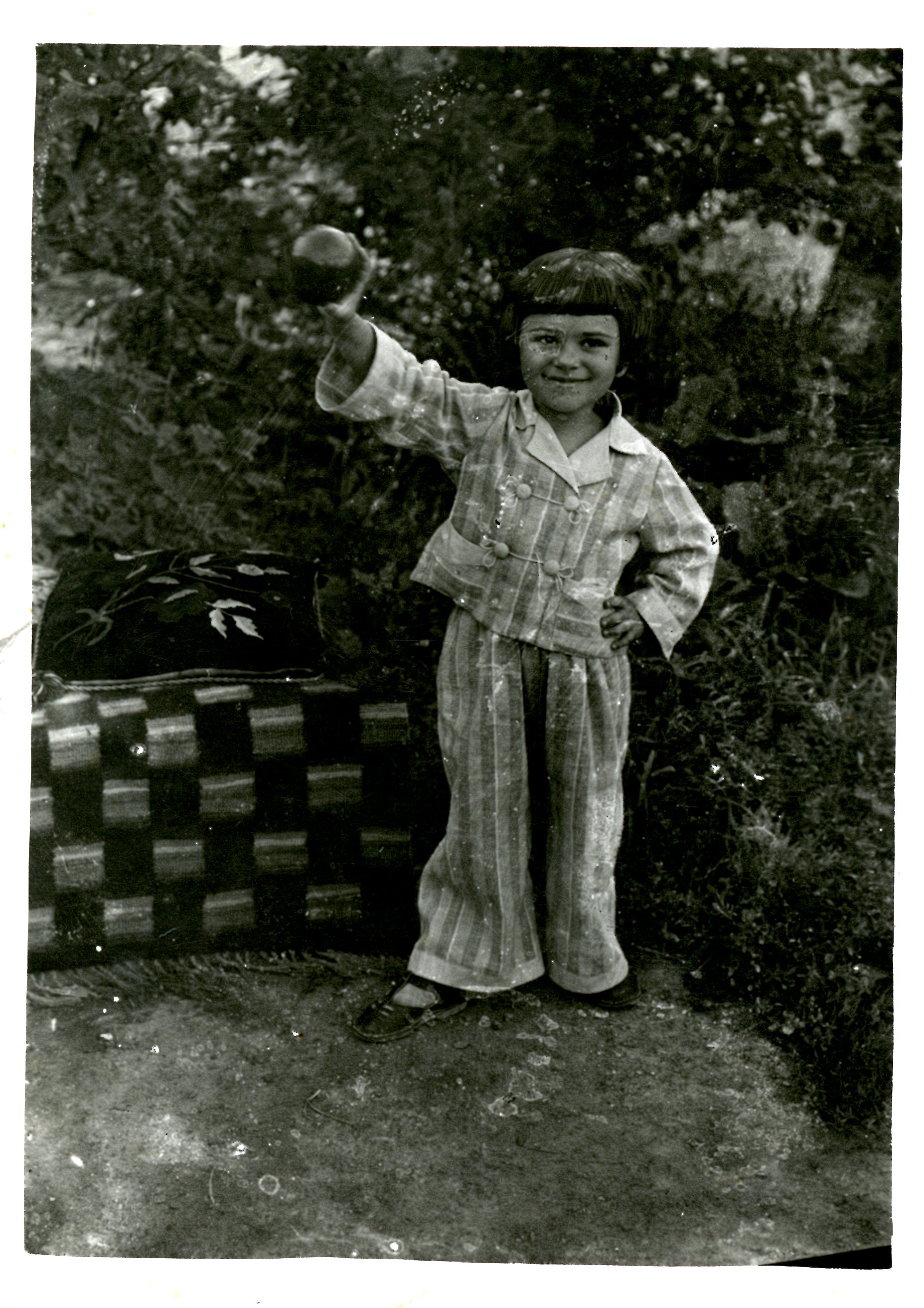 1938 - Khana in pajamas in Soroka