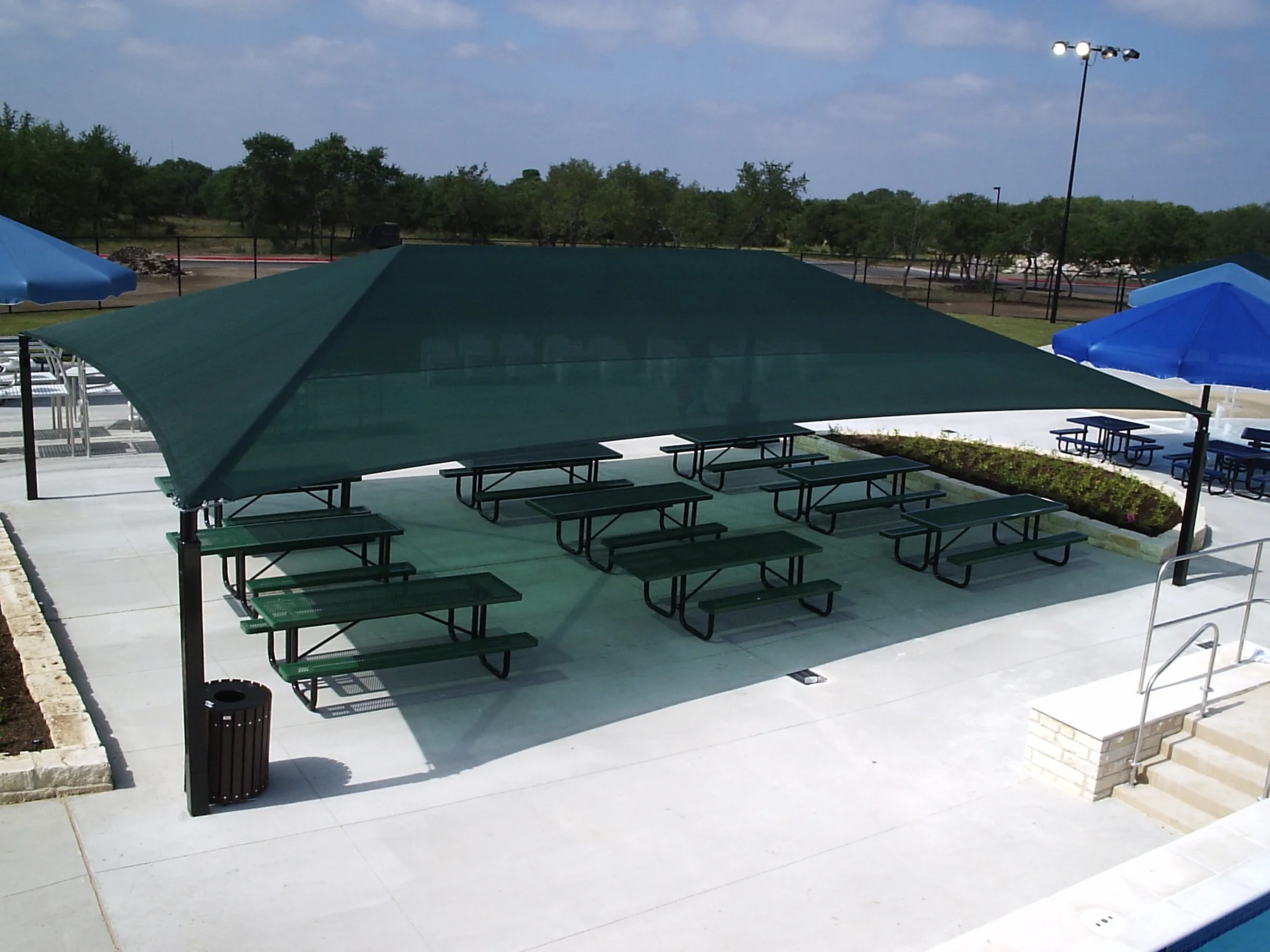 VeteransMemorialPool_Hip_HDPE_1.jpg