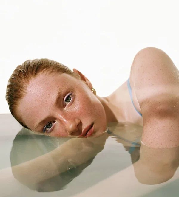 Laura_Anya_Holdstock_04.jpg