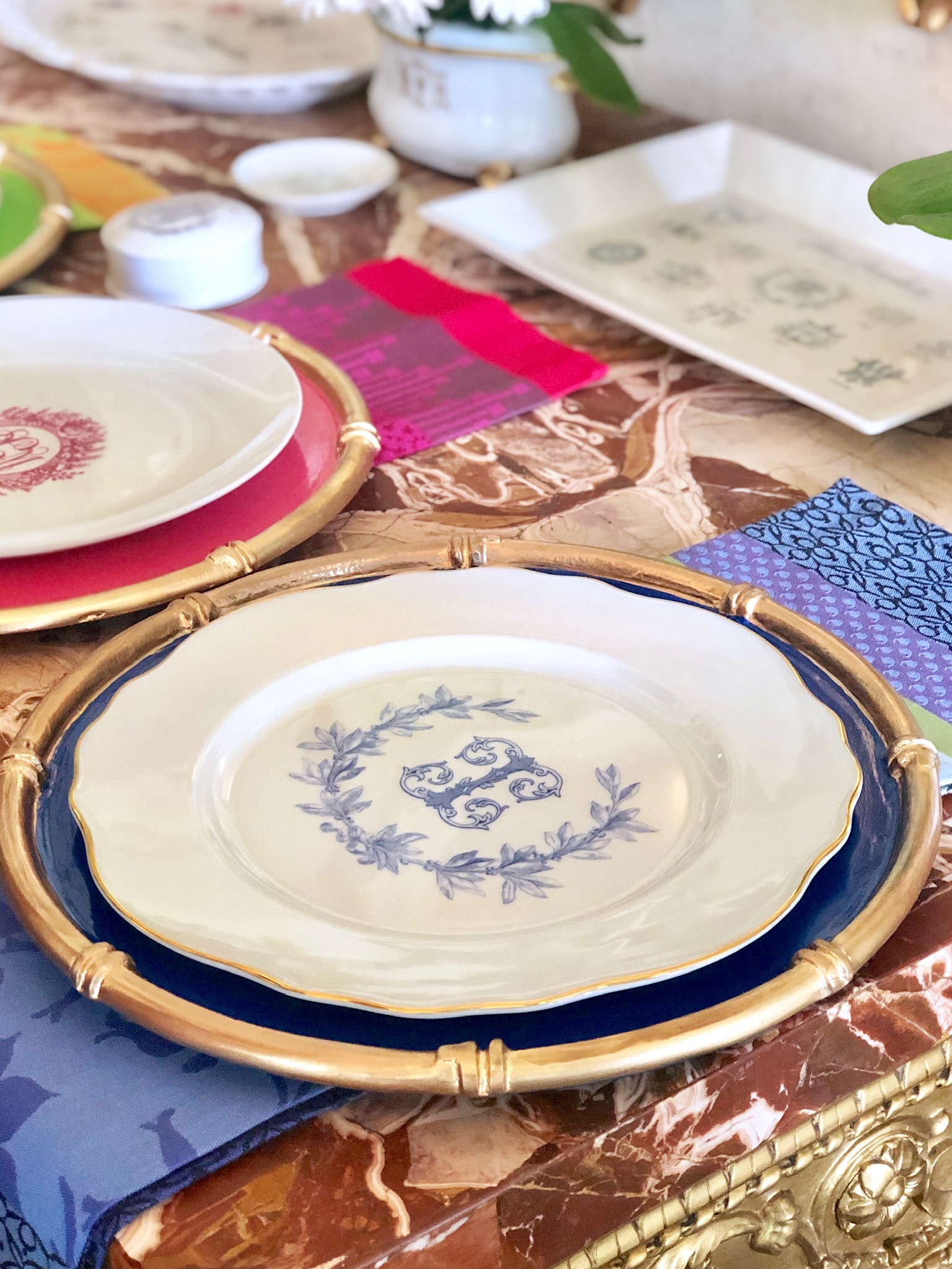 Hive Porcelain Scallop Rim Dinnerware