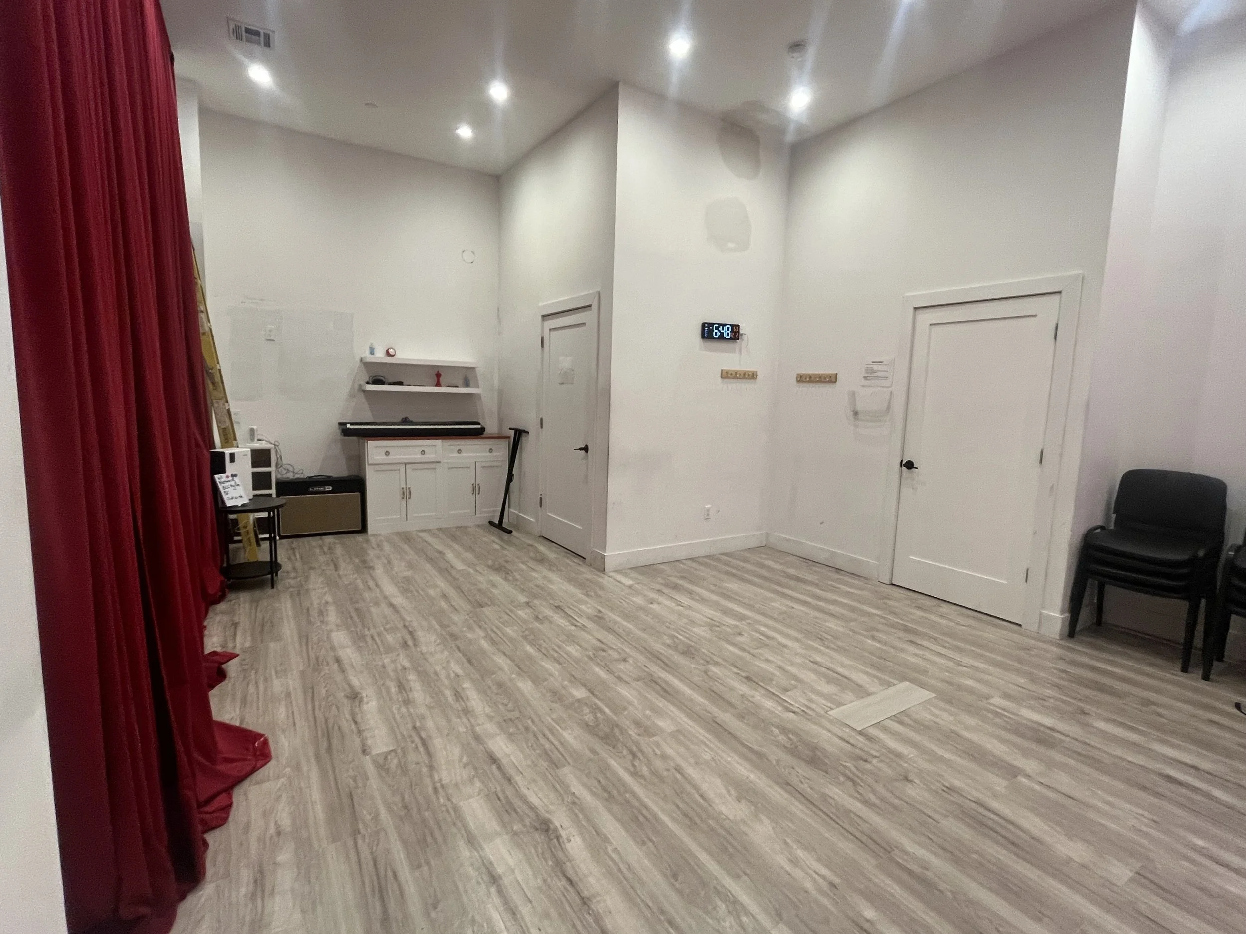 Pig Pen Studio B