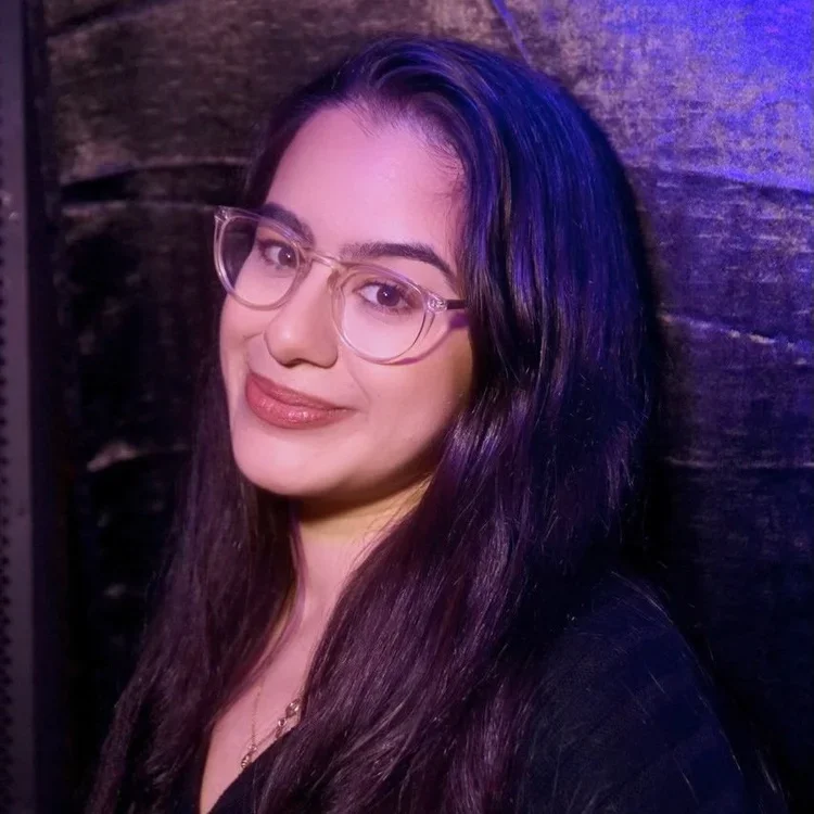 Professional photo of Olivia Scenna