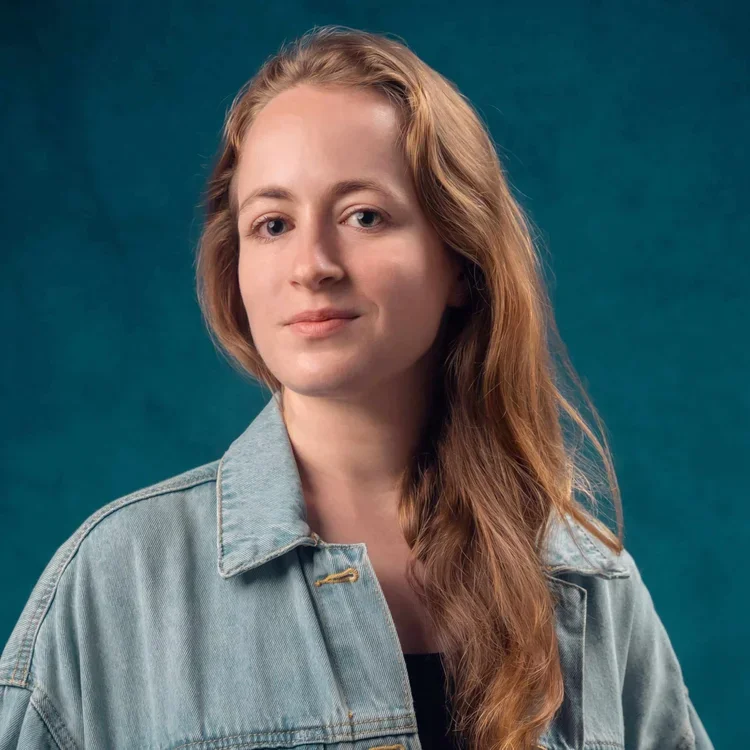 Professional photo of Oona O’Brien