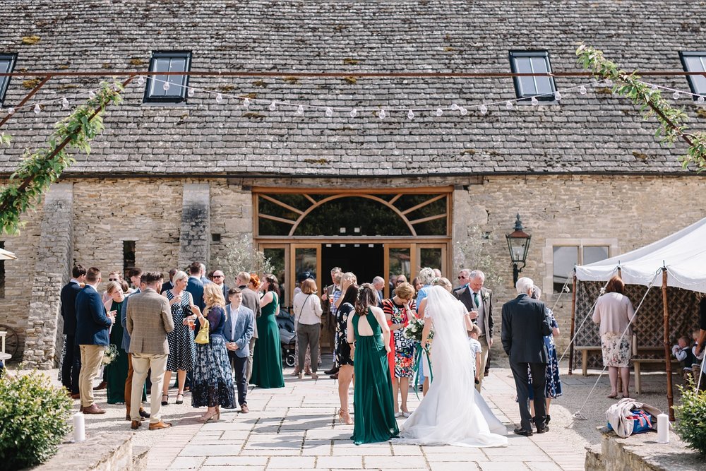 Oxleaze-Barn-Wedding-Photographer_0079.jpg