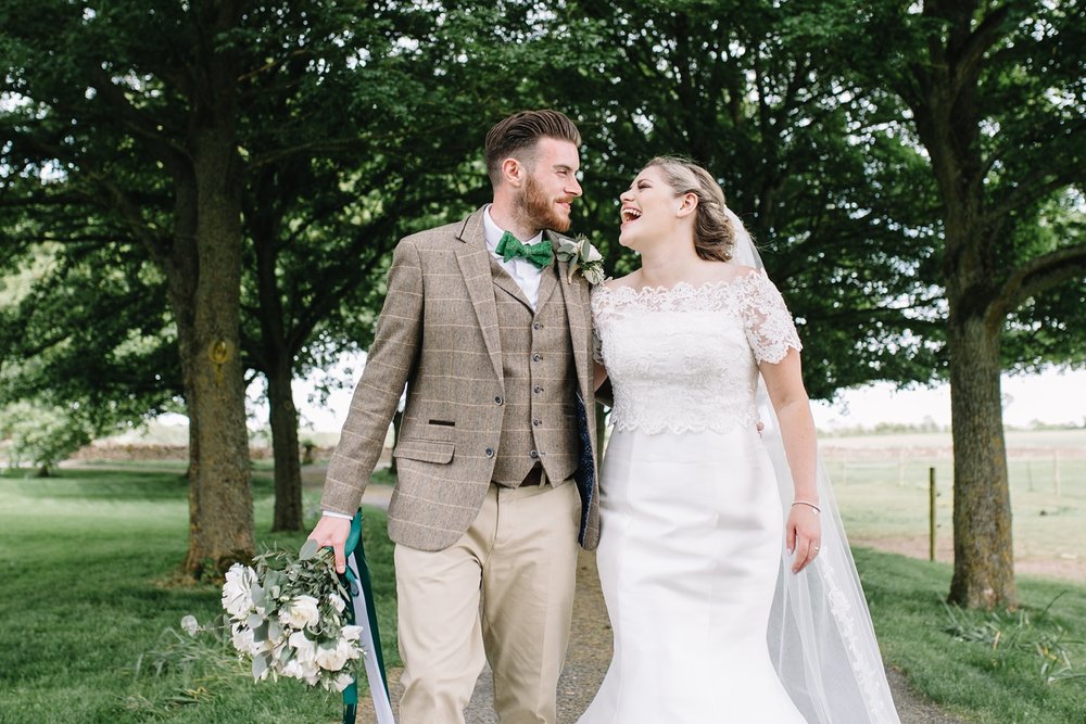 Oxleaze-Barn-Wedding-Photographer_0093.jpg