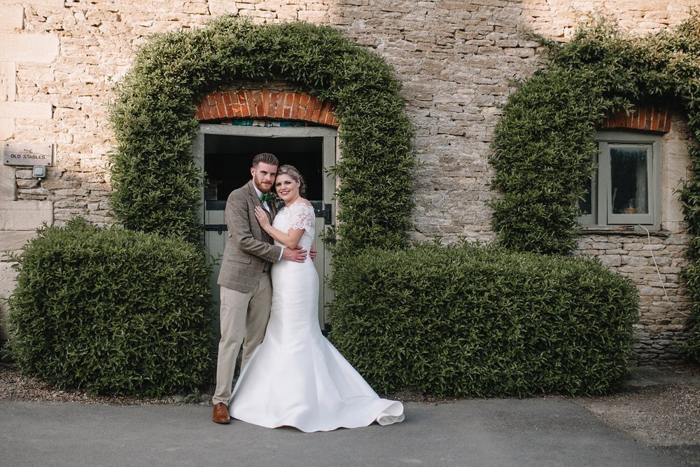 Oxleaze-Barn-Wedding-Photographer_0124.jpg