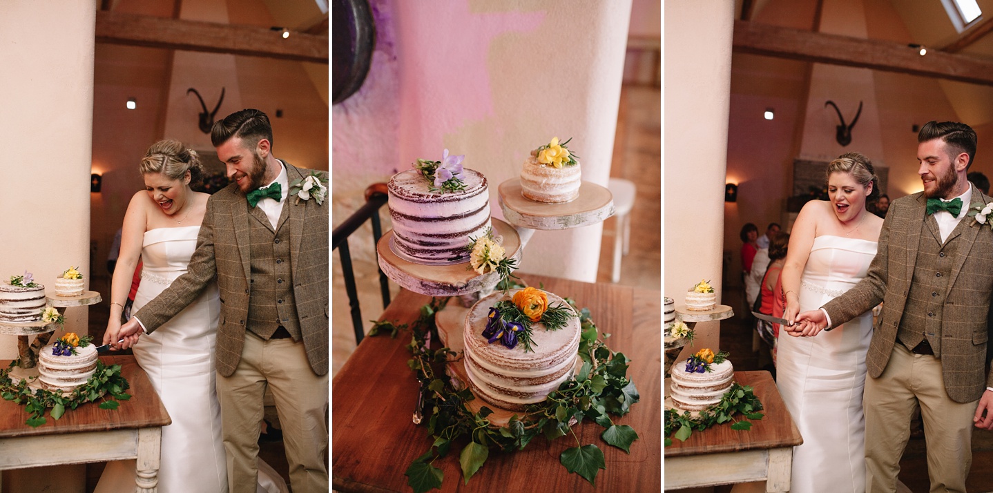 Oxleaze-Barn-Wedding-Photographer_0146.jpg