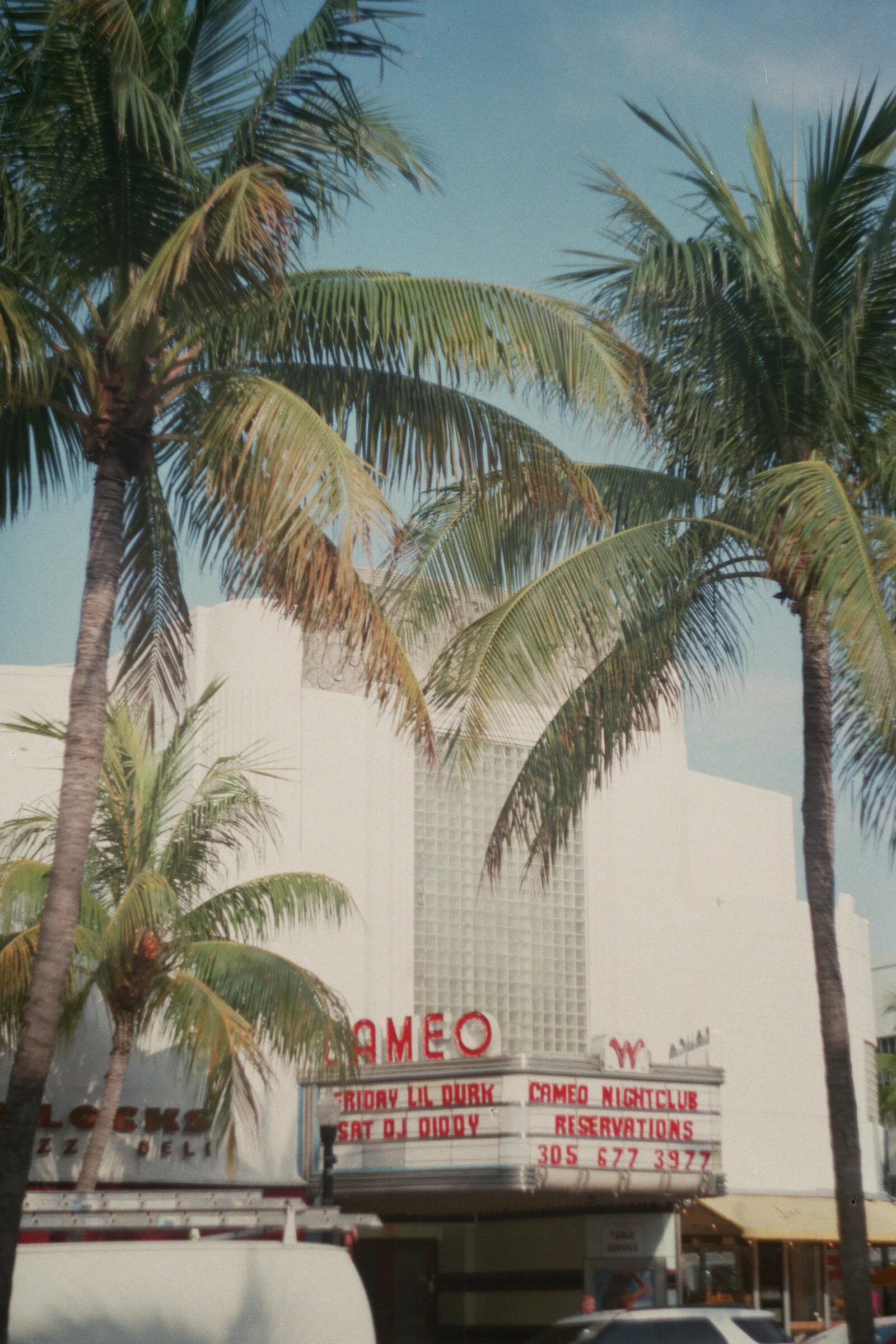 _20_00851.jpg