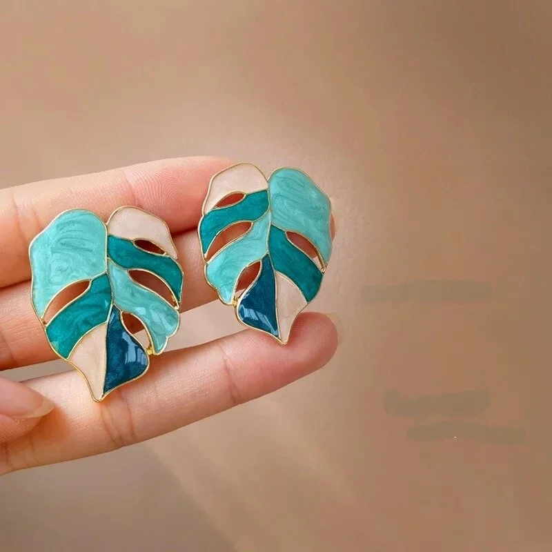 AC1A2BFC-CEE7-4B76-AC82-62F642A445BC