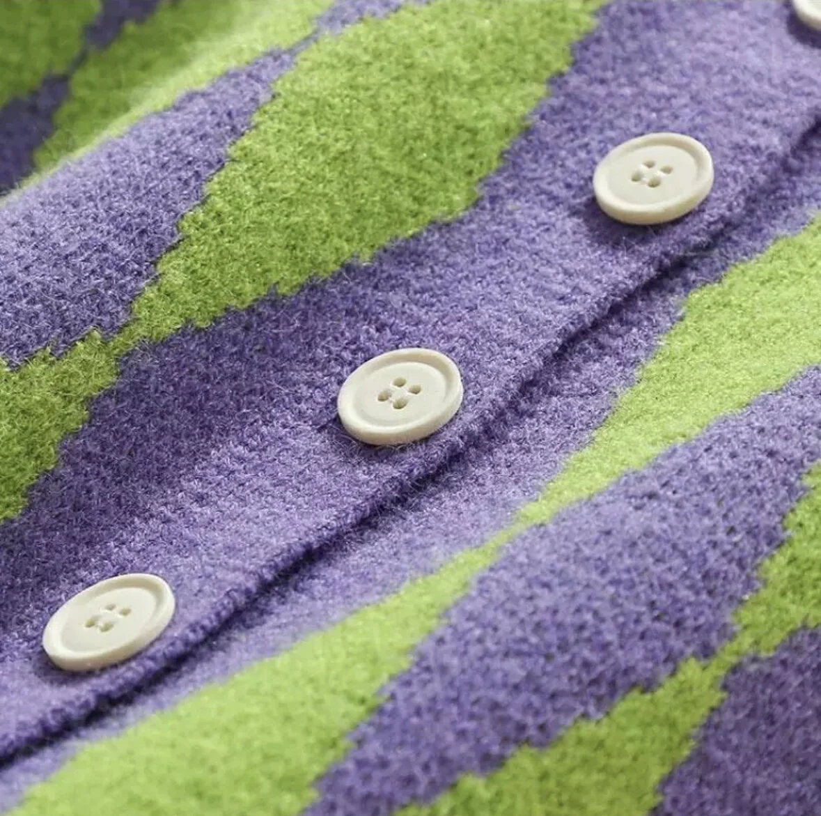 9AEAC552-1C32-411F-A330-DD34718CAD39