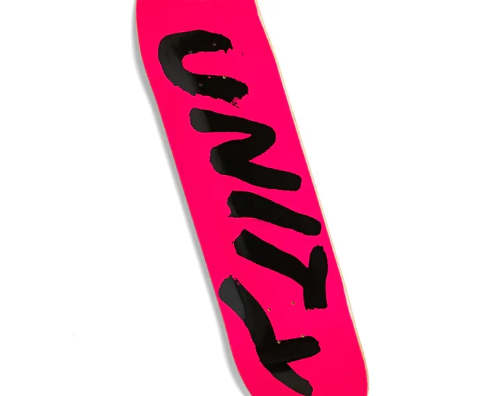 UN-FALL22-D2-WET-825-FULL-3.webp