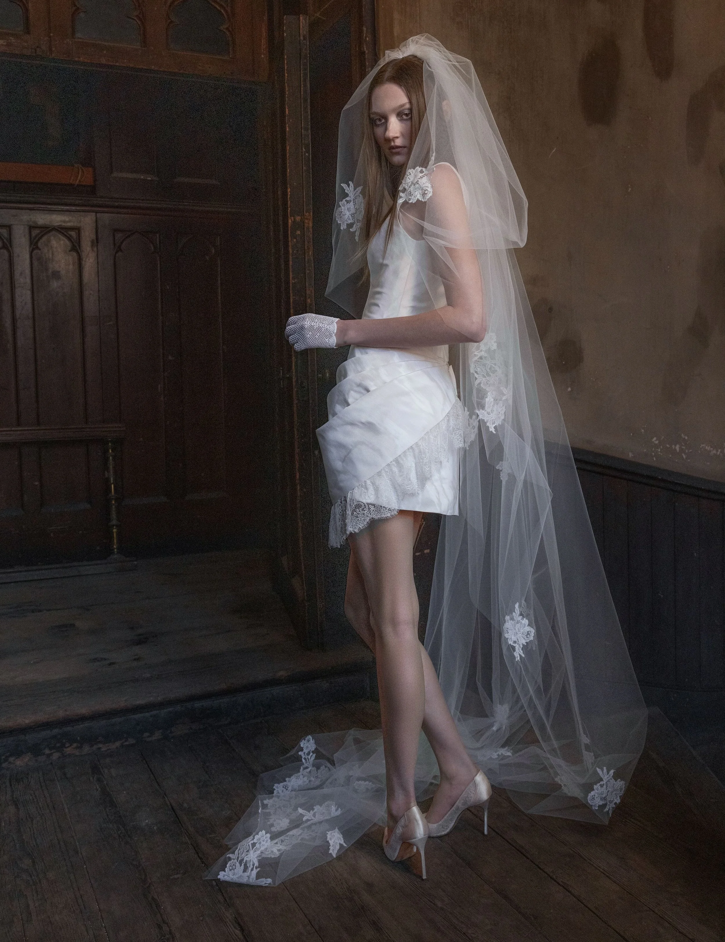 Antoinette-low 2.jpg