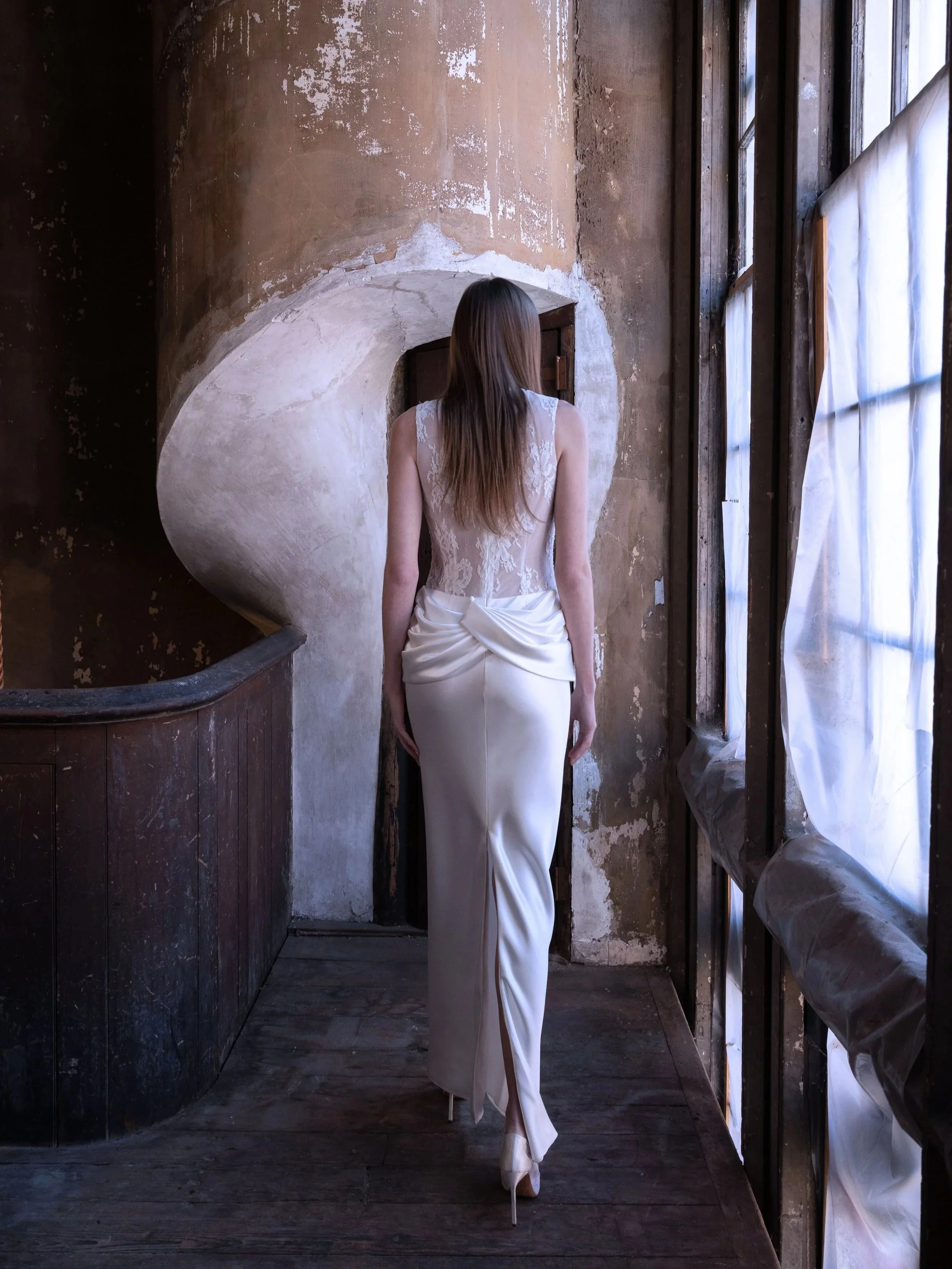 Anouk-Back_.jpg
