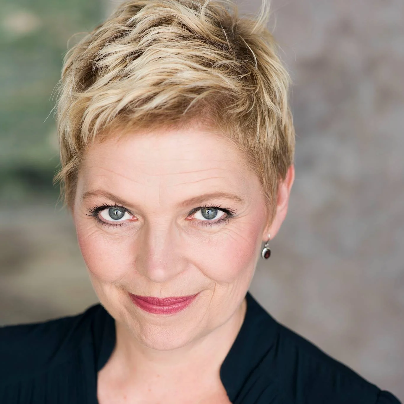 SharonHeadshot.jpg