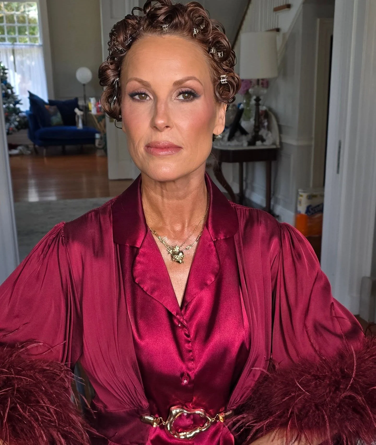 Glam so good it makes the curl prep look like an intentional fashion choice ✨️ she is ART✨️