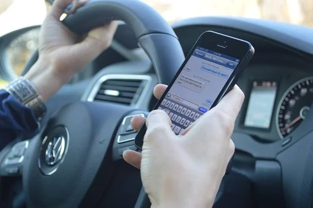 Oregon’s new distracted driving law starts Oct. 1