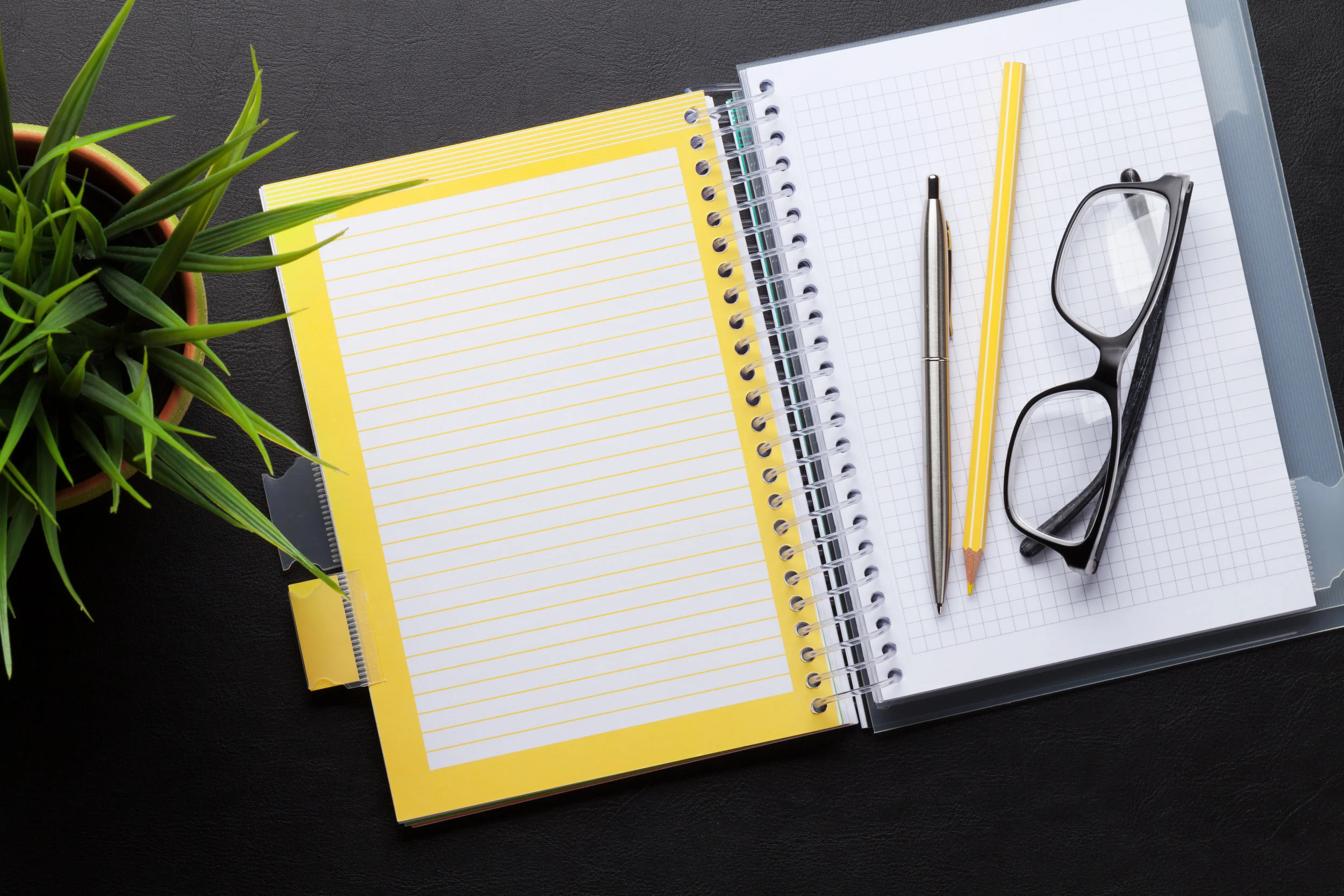 office-desk-with-notepad-and-supplies-PAUJJA3 (1).jpg