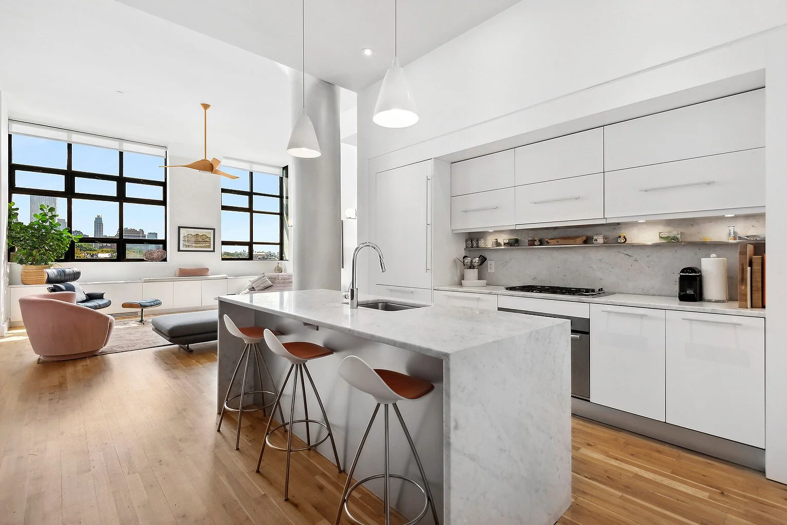 04.KitchenB.jpg
