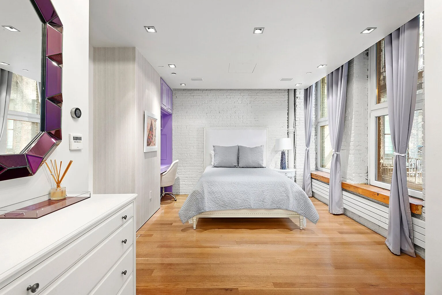 07.Bedroom.jpg