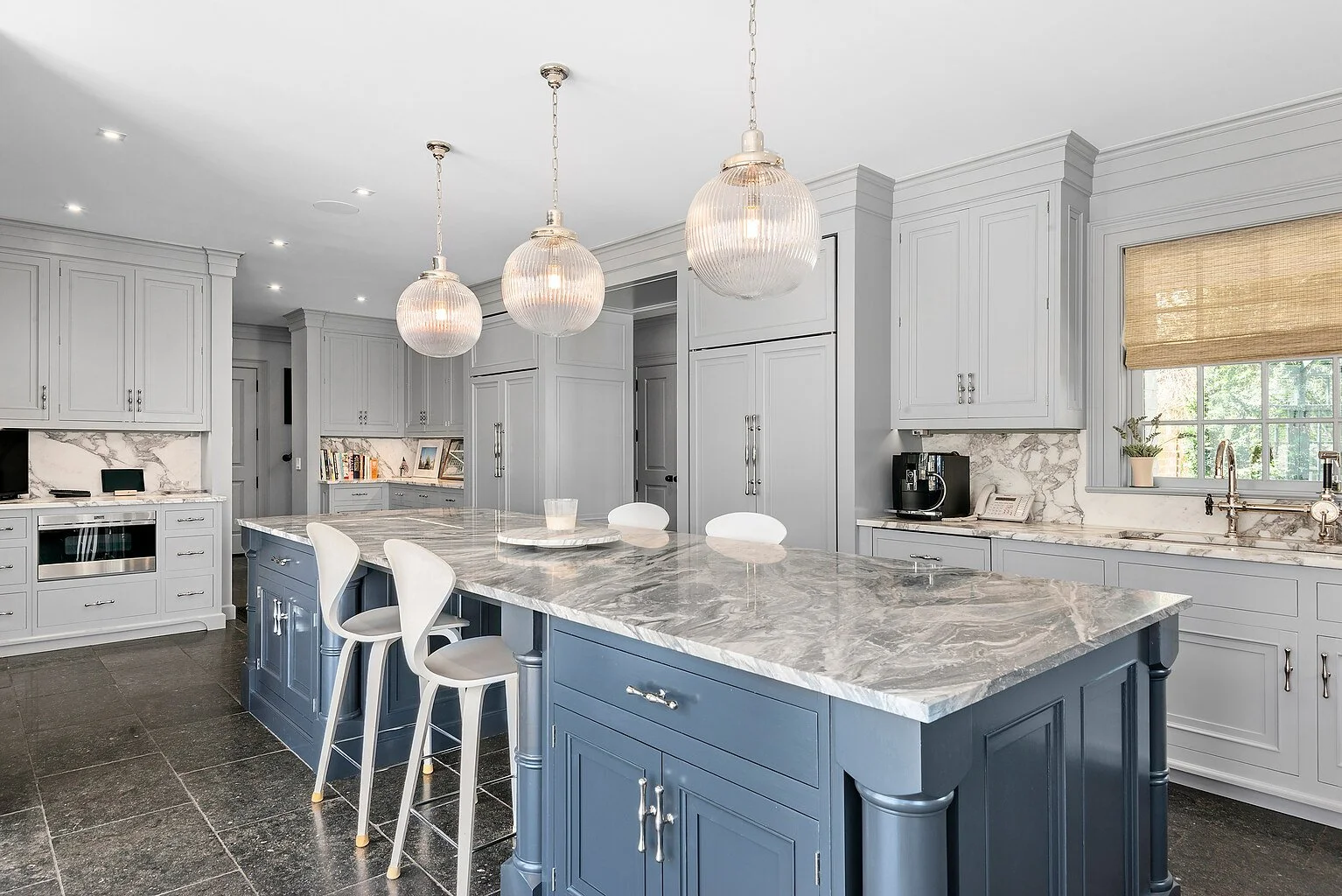 07.Kitchen.jpg