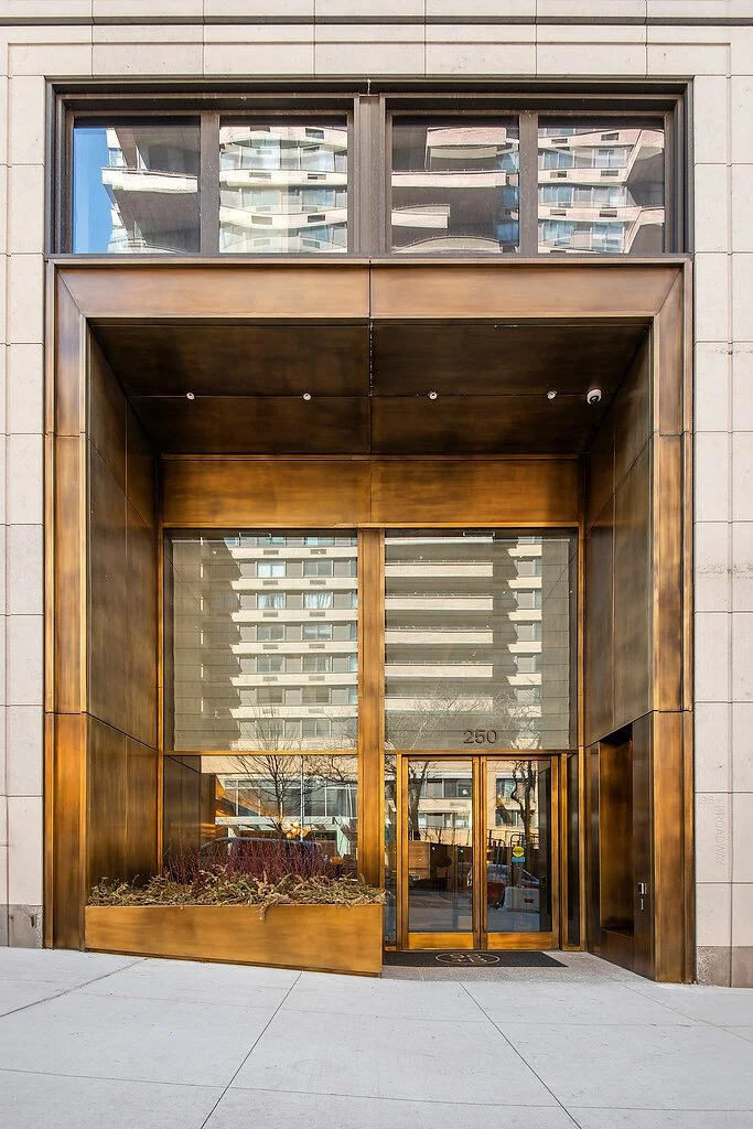 23.Facade.jpg