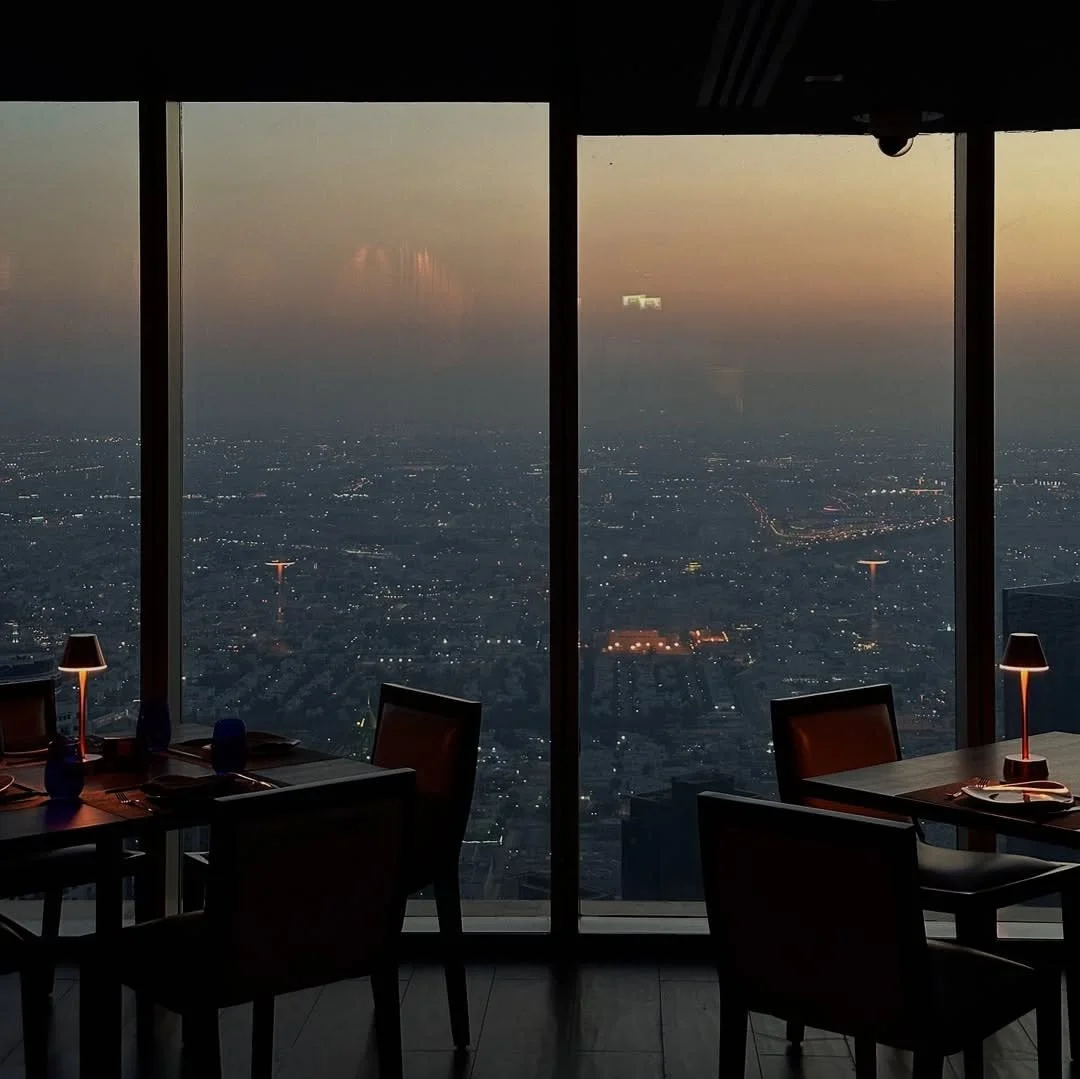 We always say Zengo is best enjoyed with a view, but don&rsquo;t just take our word for it.
@qtr.republic dropped this gem and we&rsquo;re still swooning