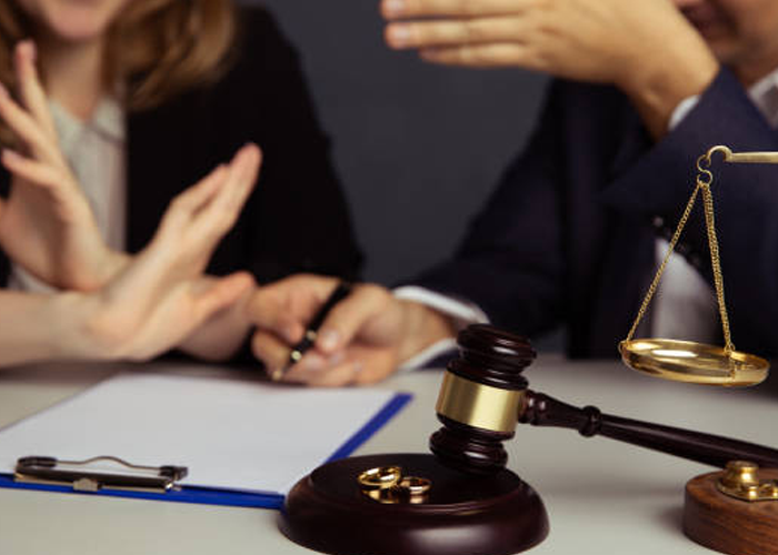 How a Dedicated Divorce Lawyer Helps Protect Your Long-Term Interests?