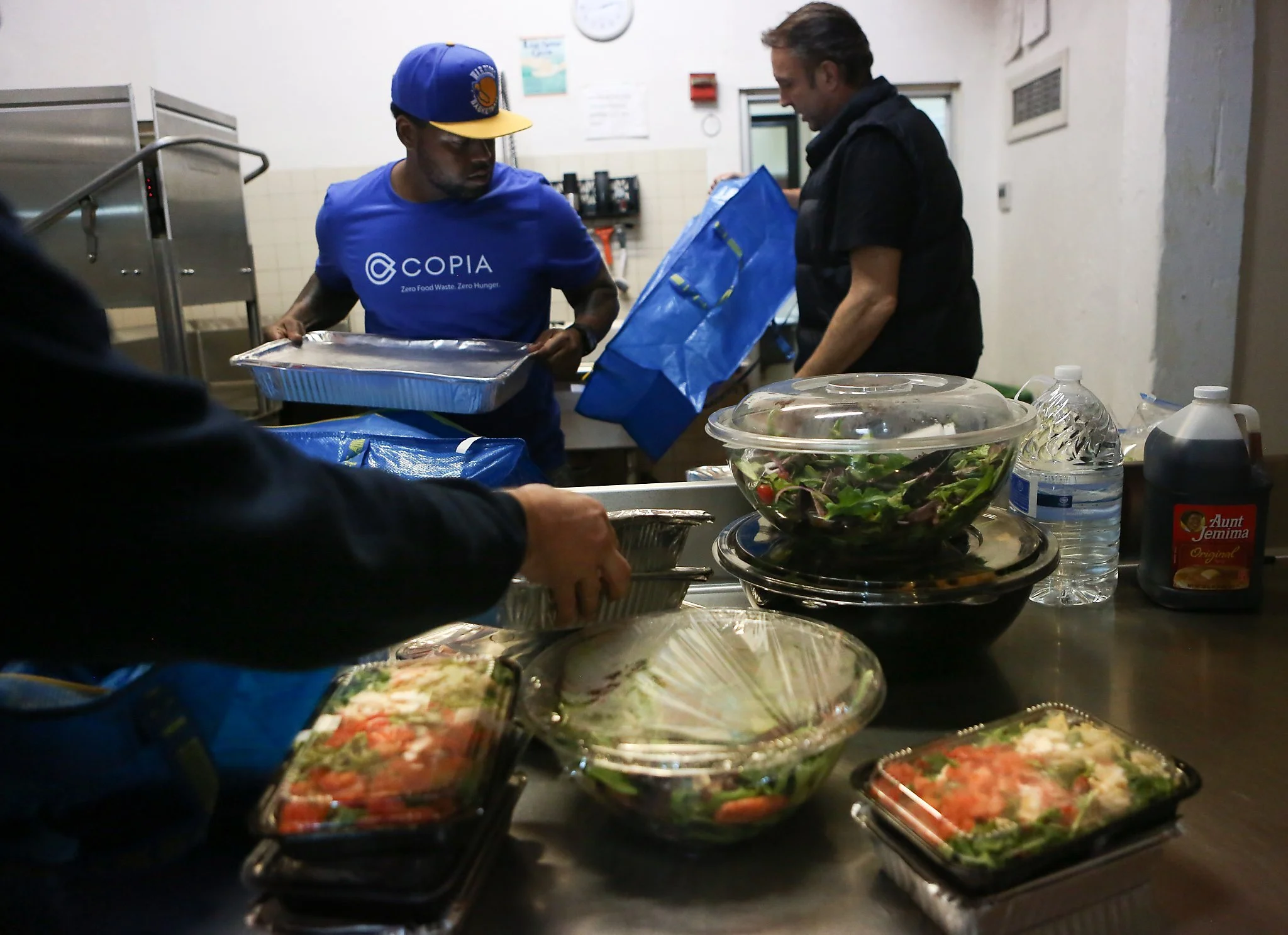 Copia’s technology allows businesses to safely donate their excess food, access enhanced tax deductions, and receive powerful data to inform food purchasing decisions.
