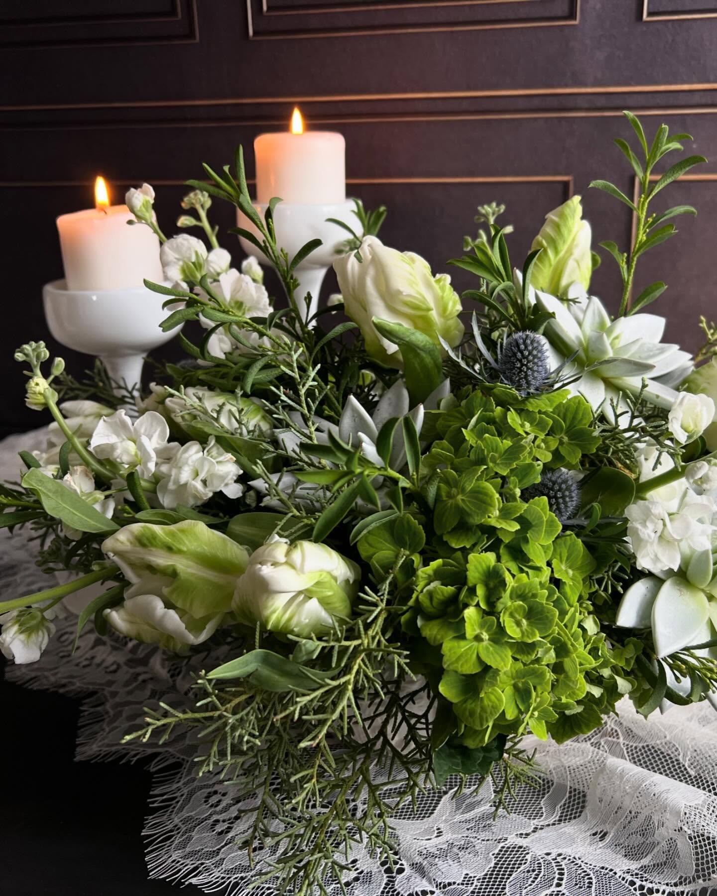 Wishing you and yours the very merriest holiday season, health and happiness in 2026!! Mwhaa!