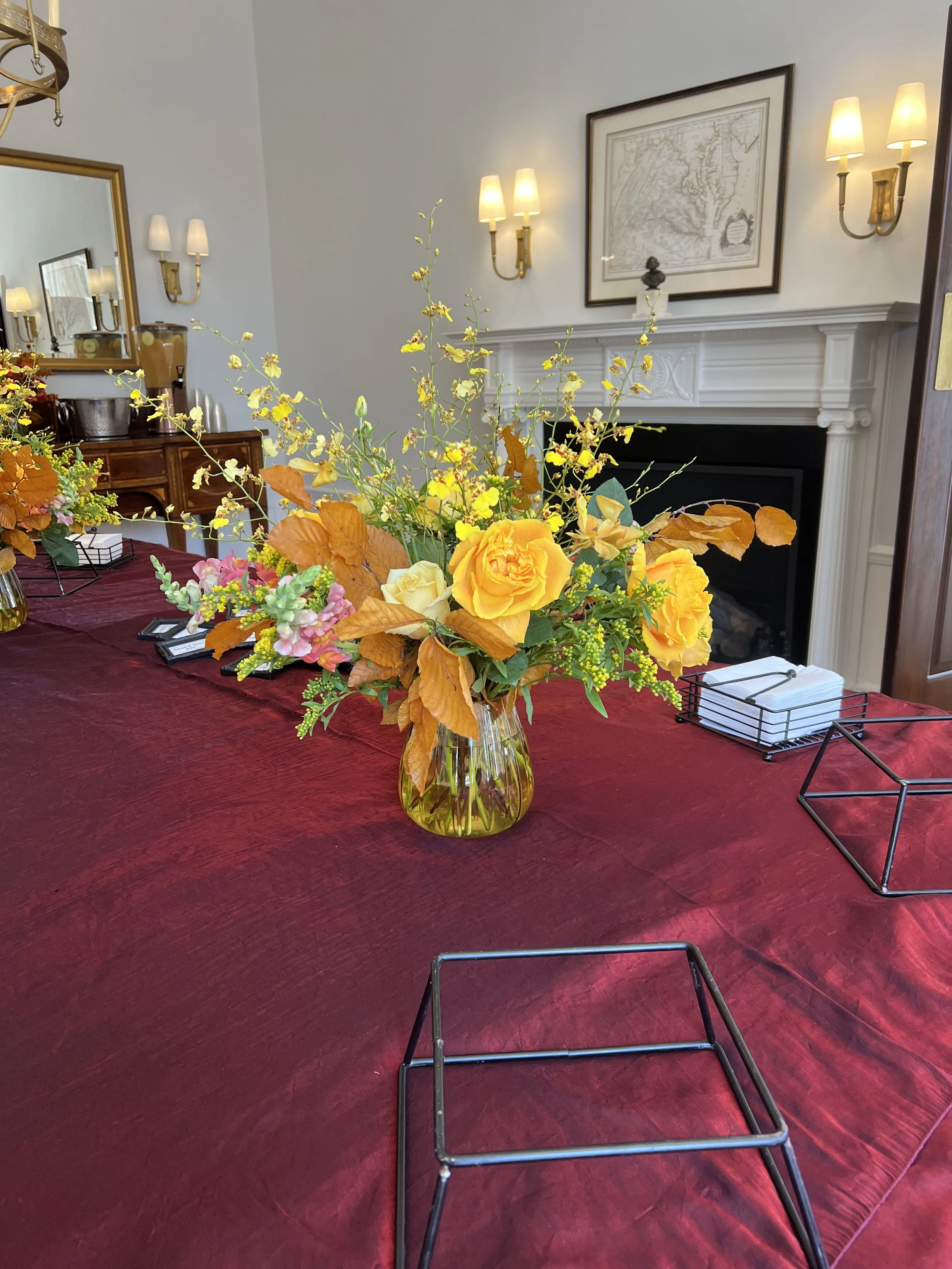 corporate lunch centerpiece.jpeg