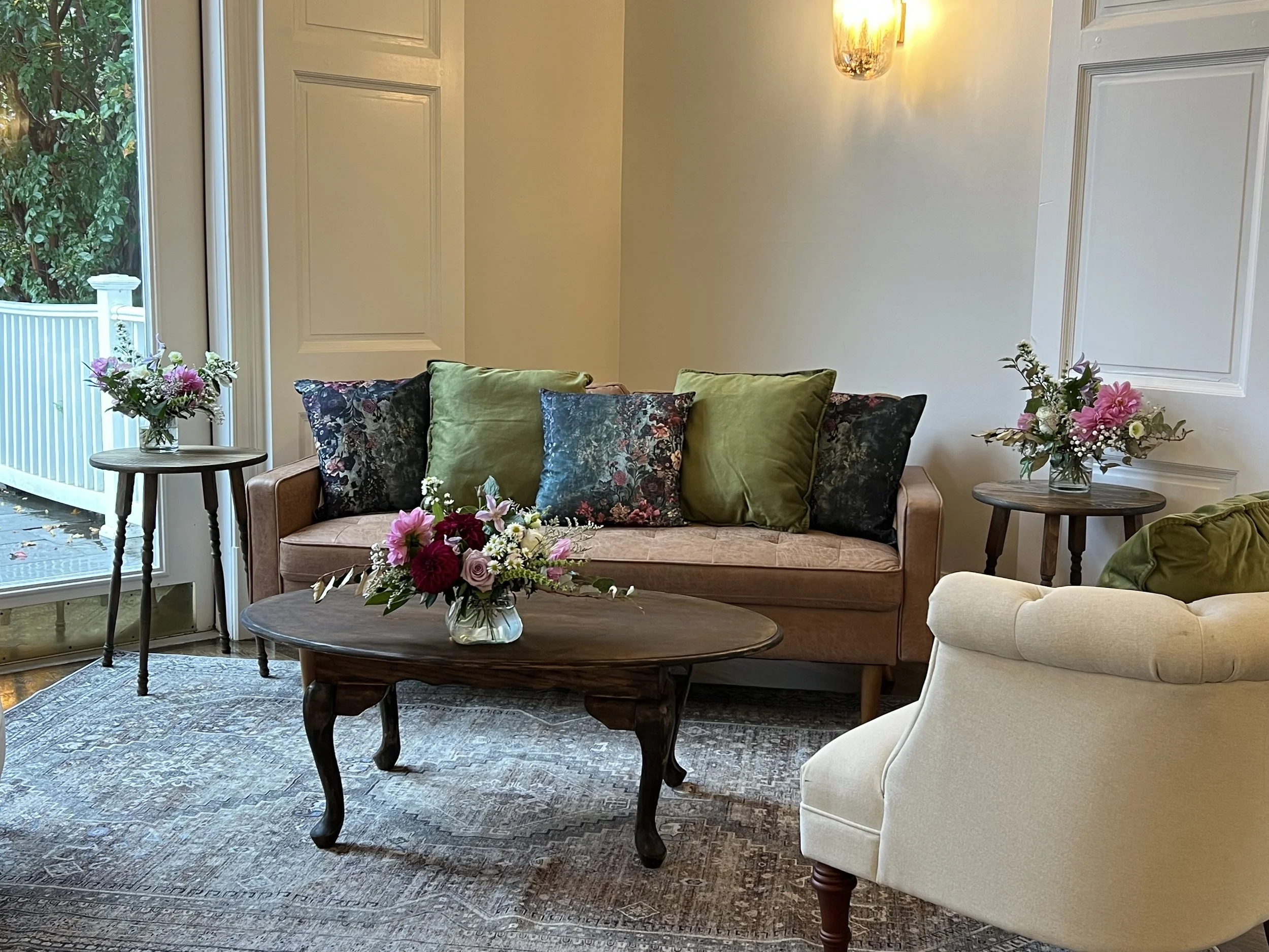 black horse inn florals.jpeg